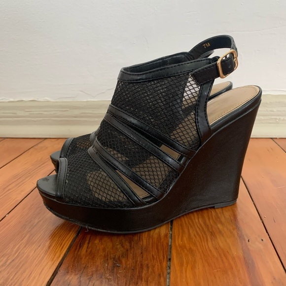 Dollhouse Shoes - • 3 for $15 • Netted Buckle Wedges